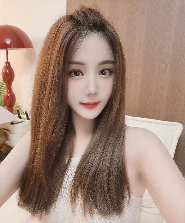性感身材大胸颜值绾绾