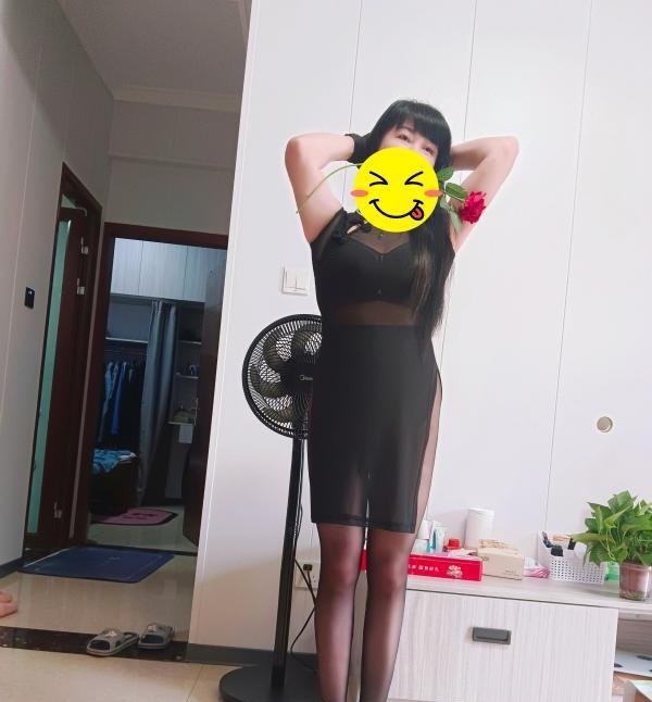双流金毛少妇