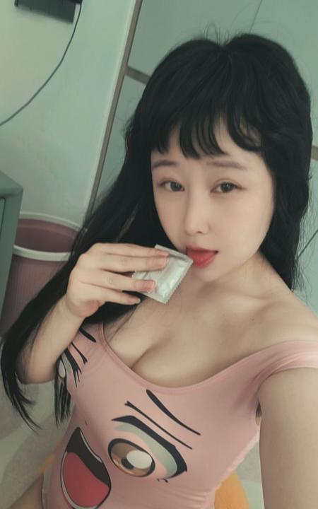 拱墅大胸娃娃脸少妇