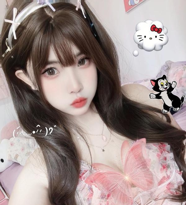 高颜值萝莉妹妹