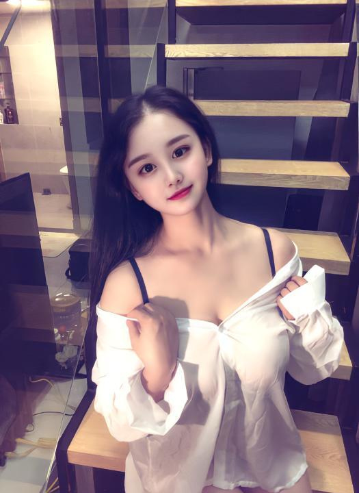 舌吻金莲可以拍AV