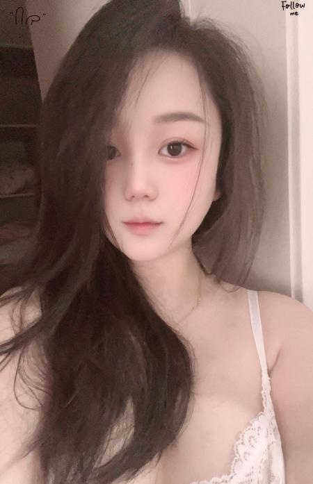 东站雯静