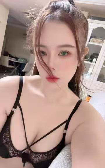 大奶水磨妹纸