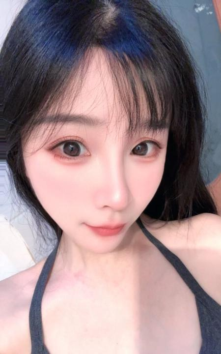 上城翘臀小女友乐乐