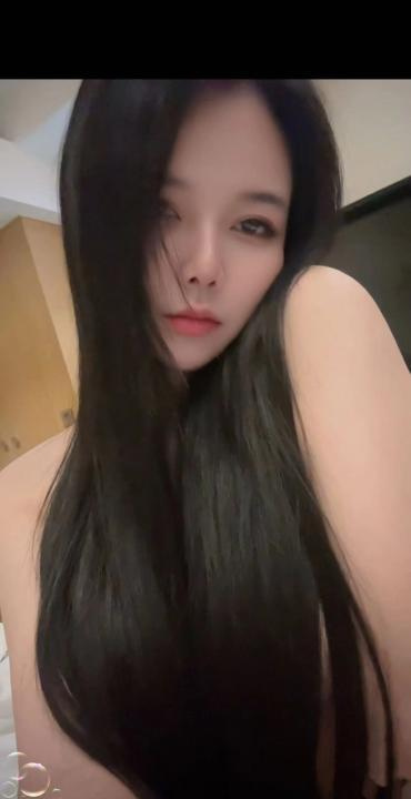 江宁身材超a小姐姐