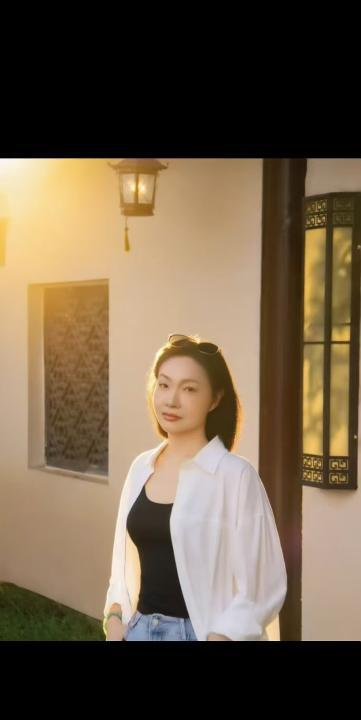 骚货老师靓颖