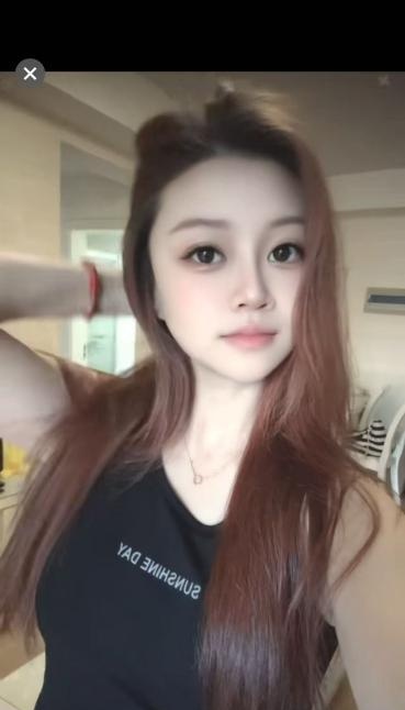 火辣性感身材喜宝