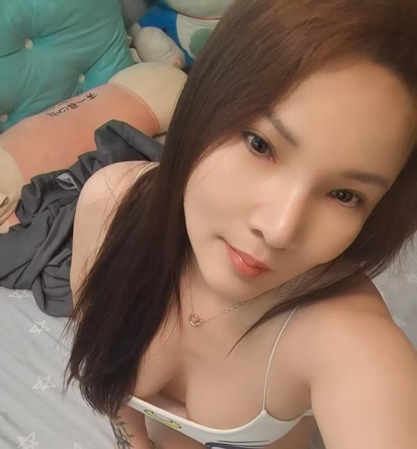 D奶台妹服务系御姐