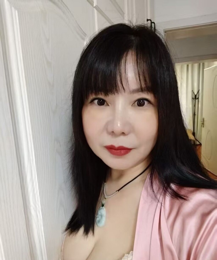丰满均称泻火熟妇