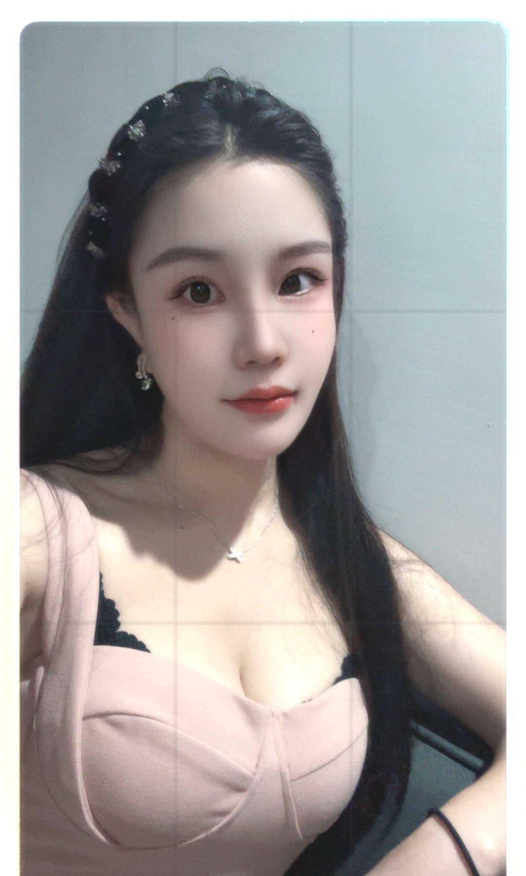 大奶健身媛西宝