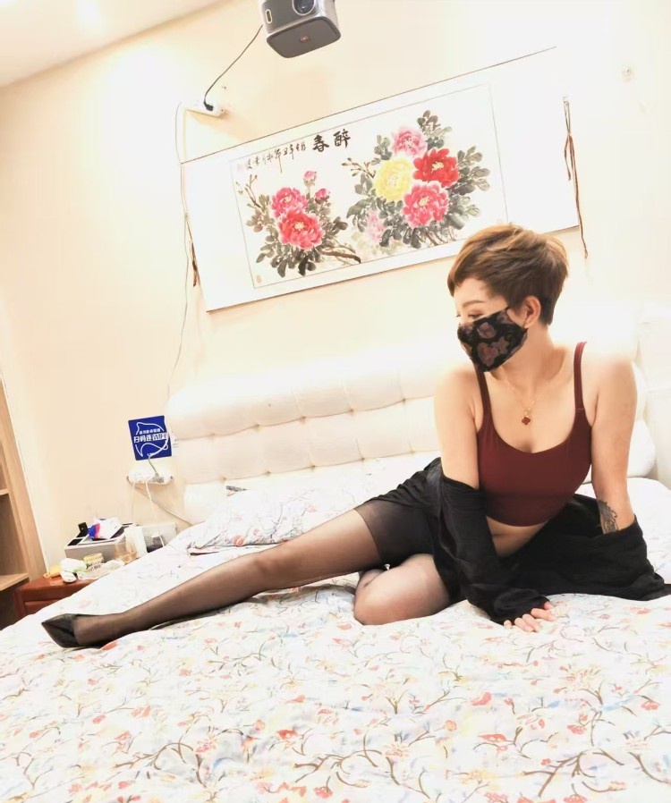 青岛兼职短发女人