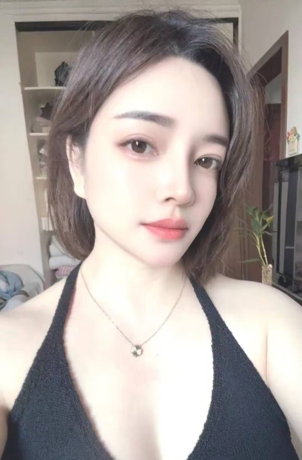 闷骚女友系