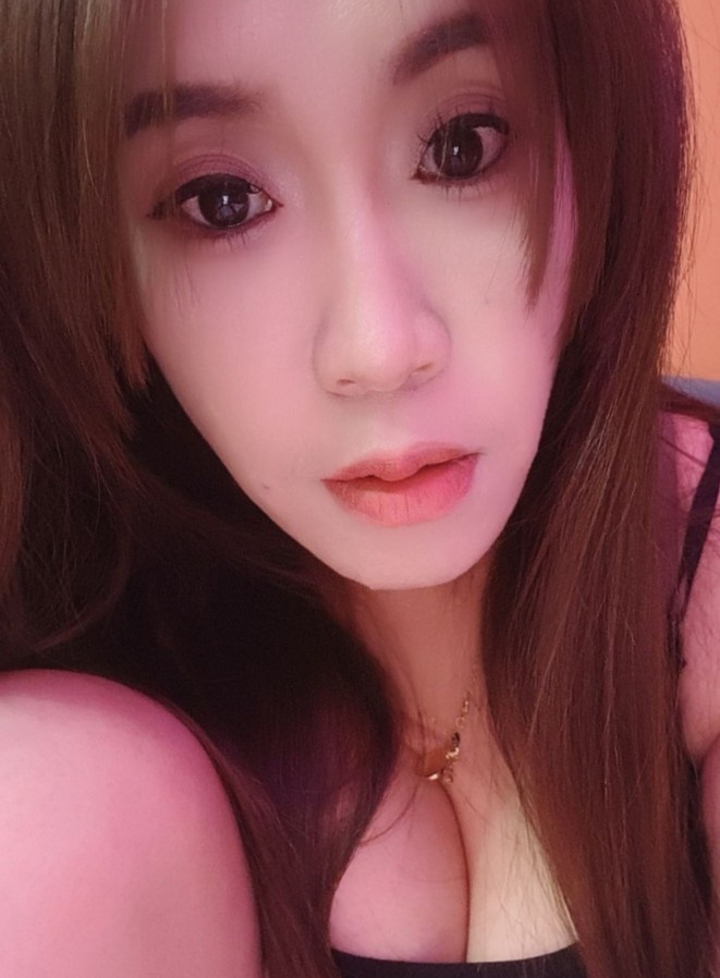 鞍山大奶美女