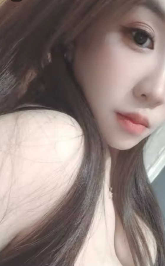 鞍山大奶美女