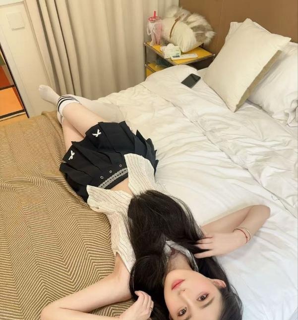 调教反差女友悠悠