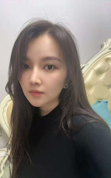 南门蜜桃臀优小雅