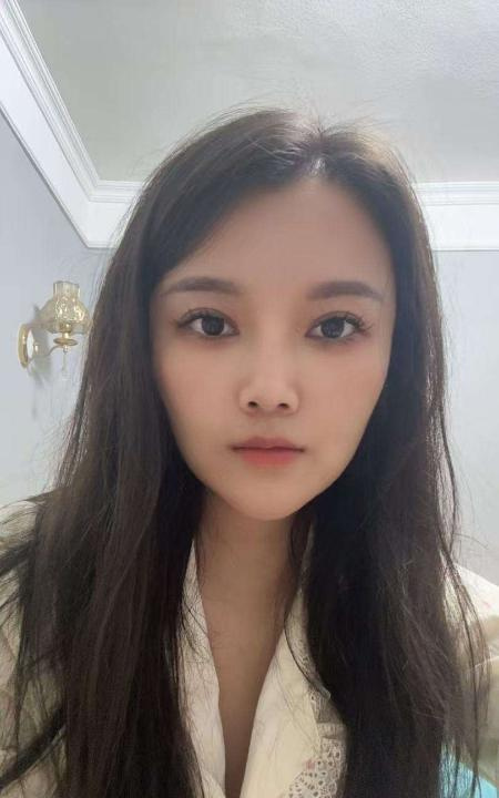 南门蜜桃臀优小雅