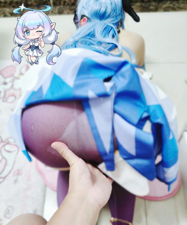 萝莉cos二次元