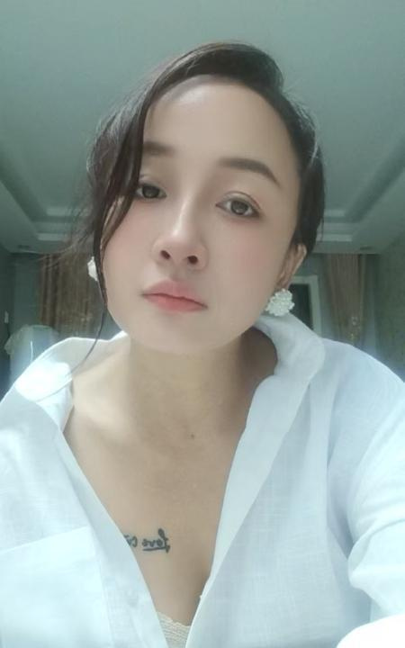 光谷御姐佳佳