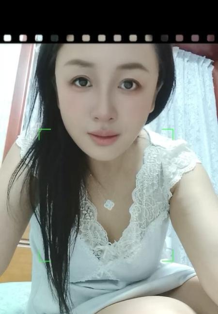 光谷御姐佳佳