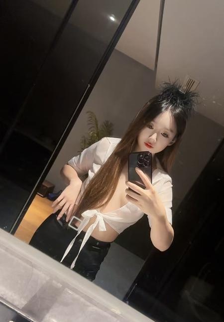 江北长腿佳人依依