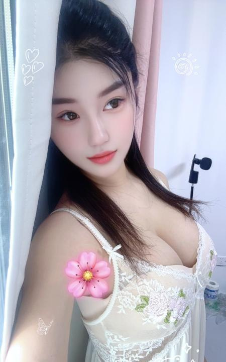 吴中可甜可御的妹子