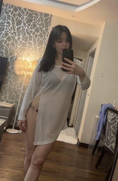 重庆黑丝长腿小诺