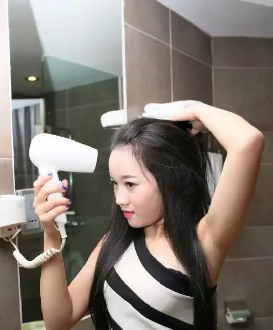 宝安中心平面模特娜美