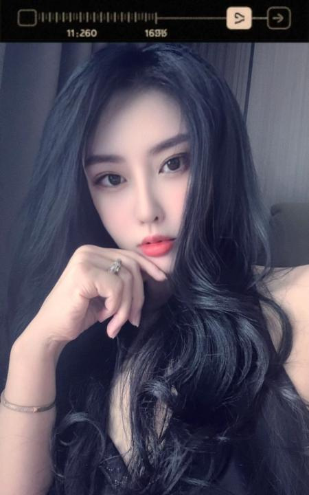美艳长腿少妇