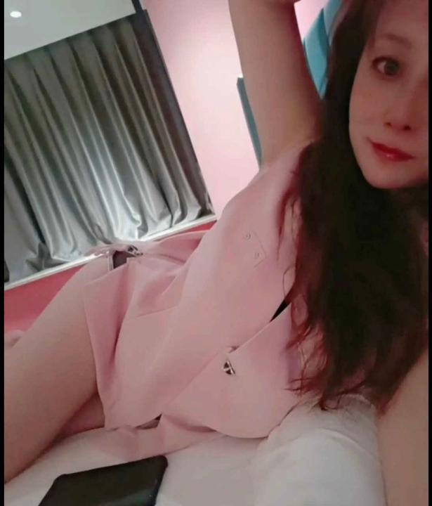 丽丽艾