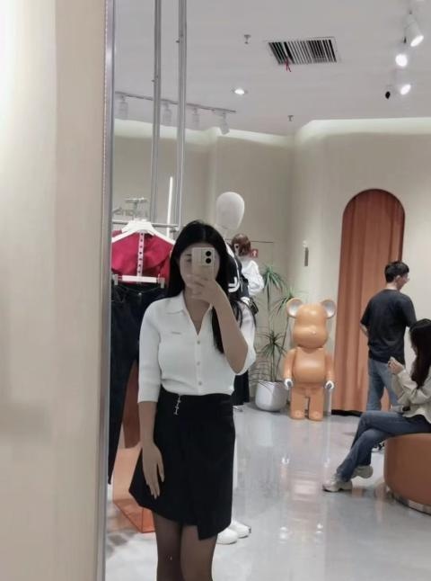 南城丝足翘臀喵喵