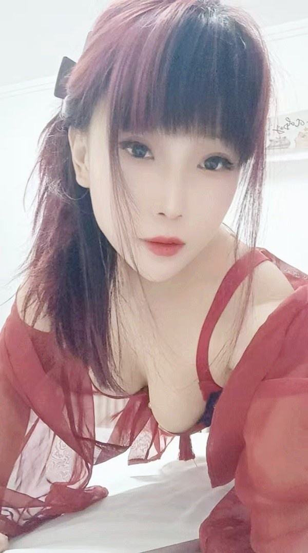 金水区红色性感妖姬