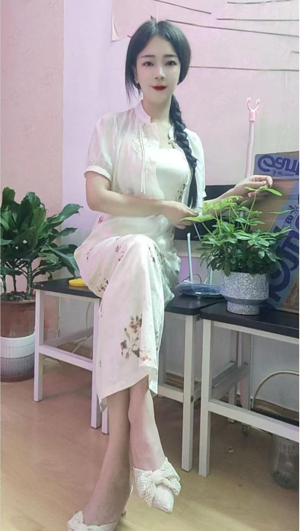 贴心服务大奶御姐