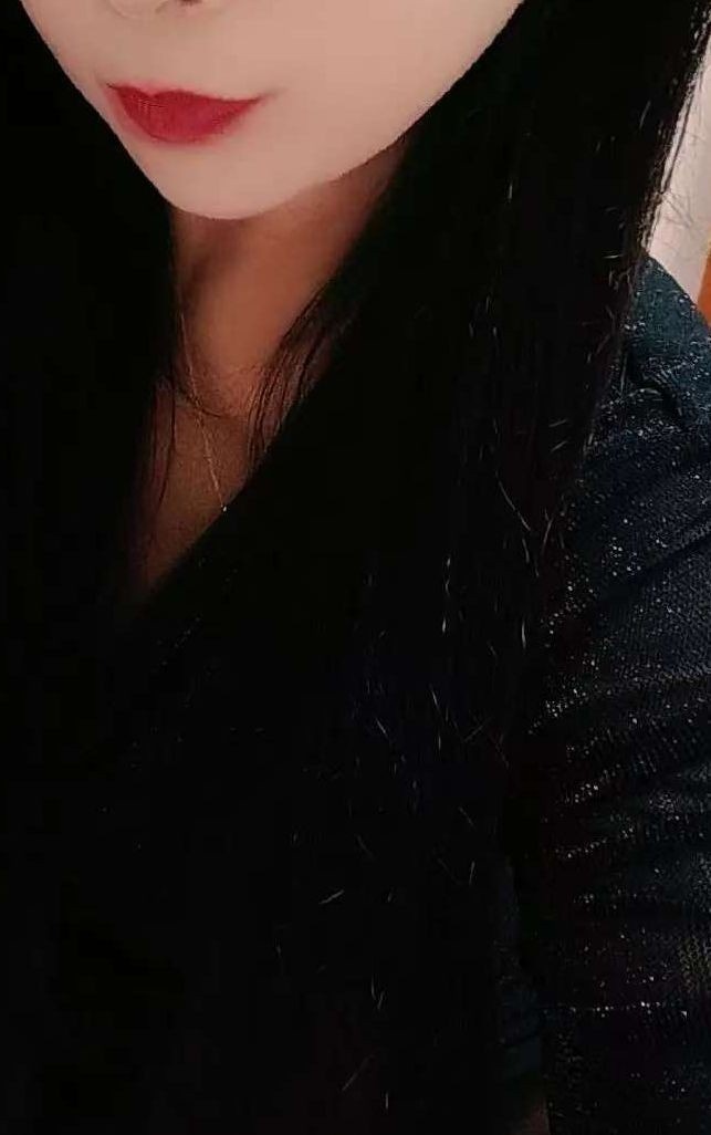 甜甜性感长腿小少妇