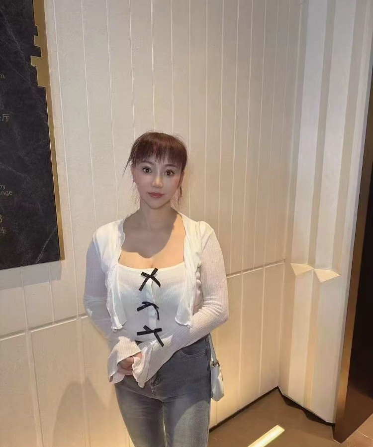 SM大咪咪喷水熟女