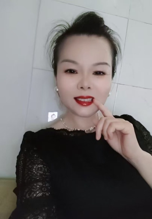 中项姐姐服务态度好