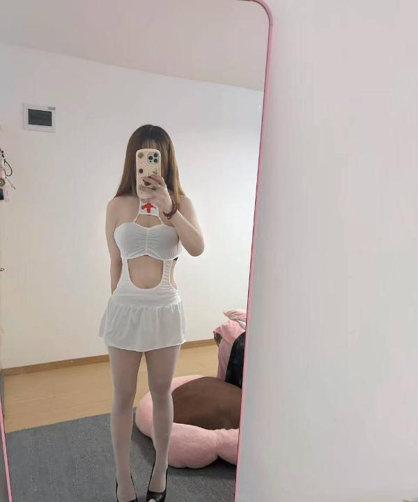 丰台制服诱惑嫩妹