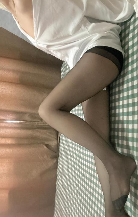 宝藏花式小姐姐