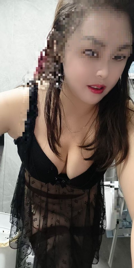 性感的小媳妇人美活好