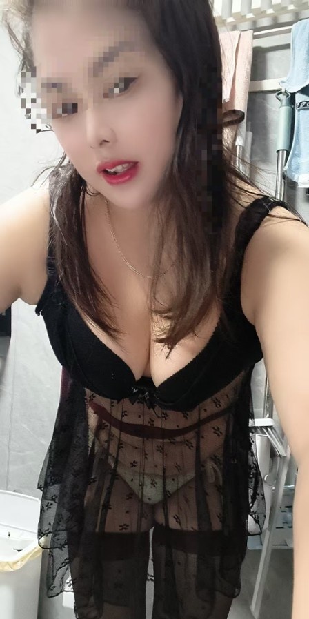 性感的小媳妇人美活好
