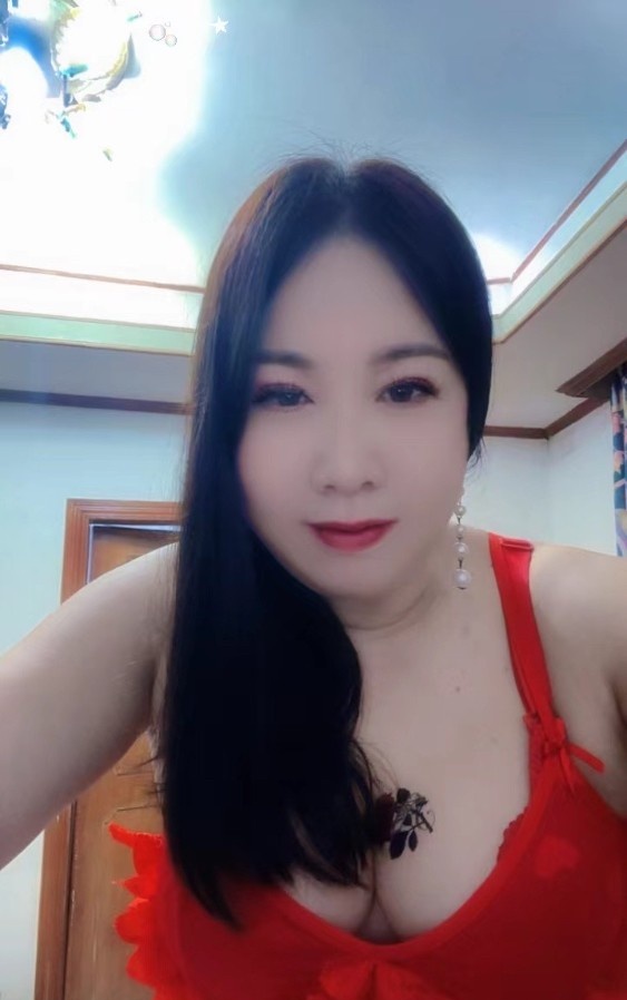 越秀大奶熟女
