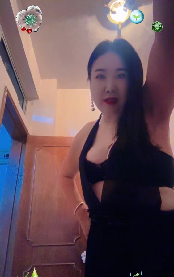 越秀大奶熟女