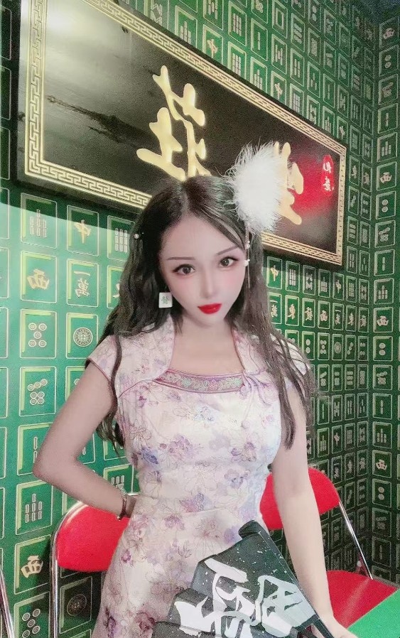 泄火上城彤彤