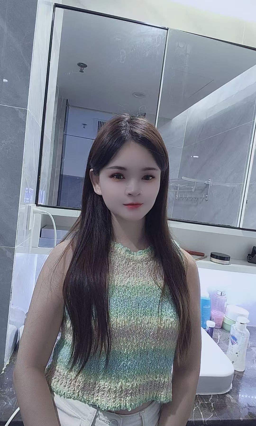 颜值青春小静