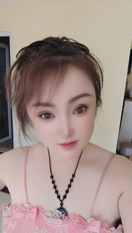 津南少妇喷水壶姐姐