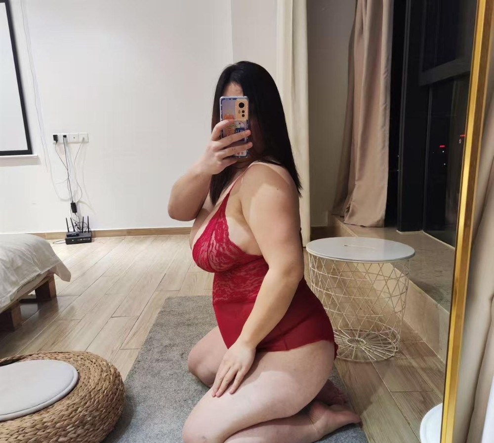 宝山大奶熟女娜姐