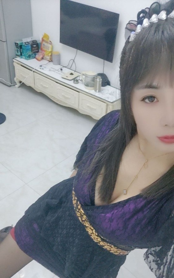 罗湖巨乳尤物美少妇