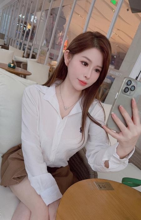 36F巨乳御姐