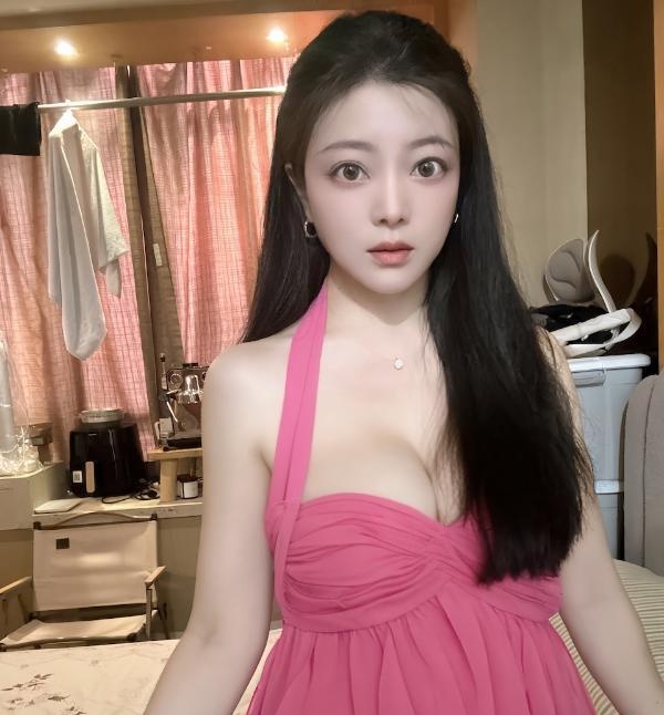 颜值女友柒柒