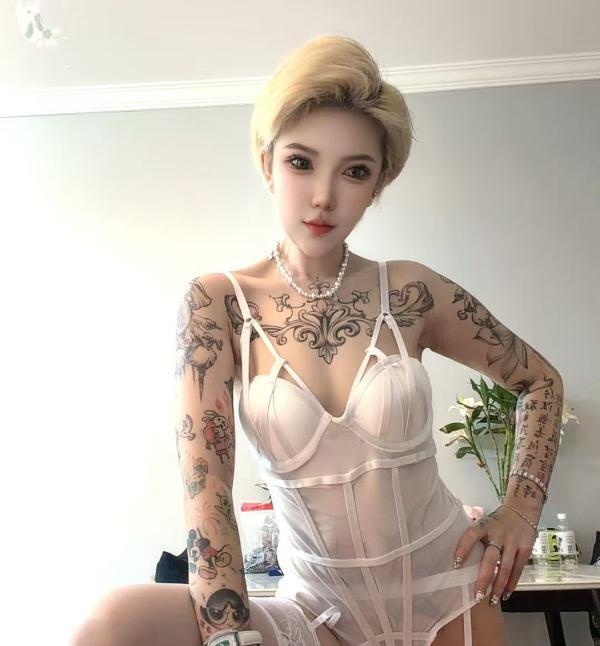 苏州吴中纹身妹